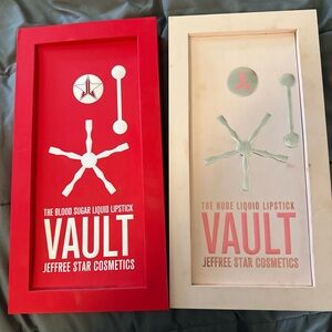 Red and Pink Jeffree Star lip vaults